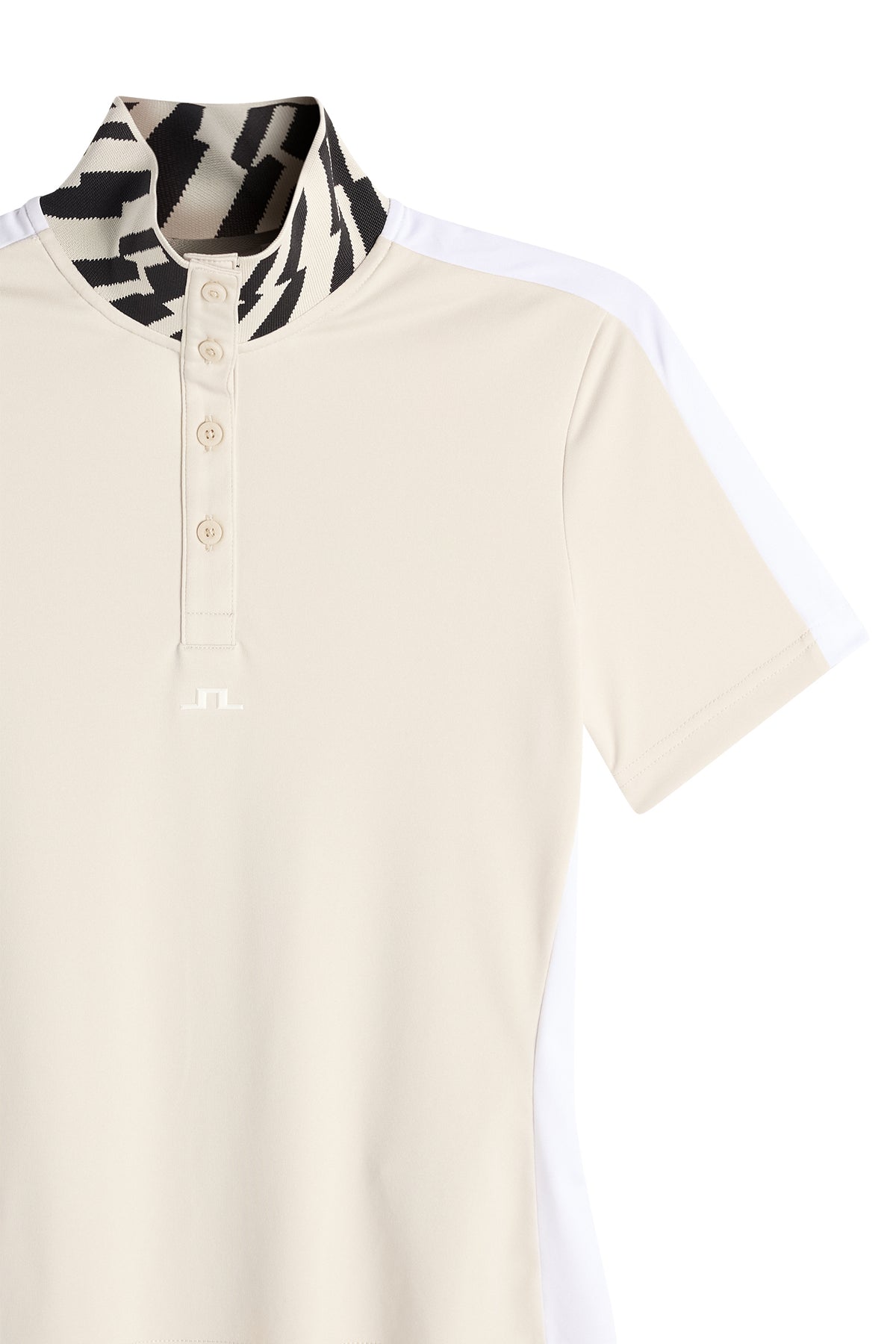 J.Lindeberg Pip Polo Moonbeam – detail of contrast collar and panels
