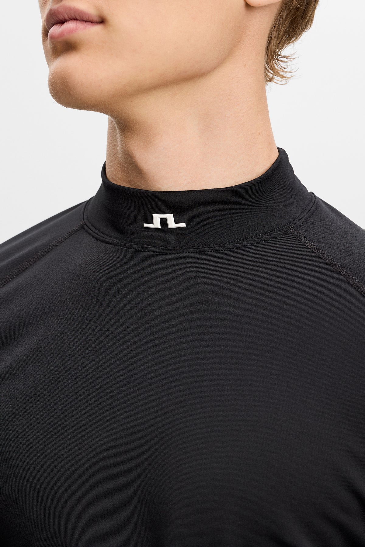 J.Lindeberg Ello Brushed Top Black – OEKO-TEX 100 certification detail