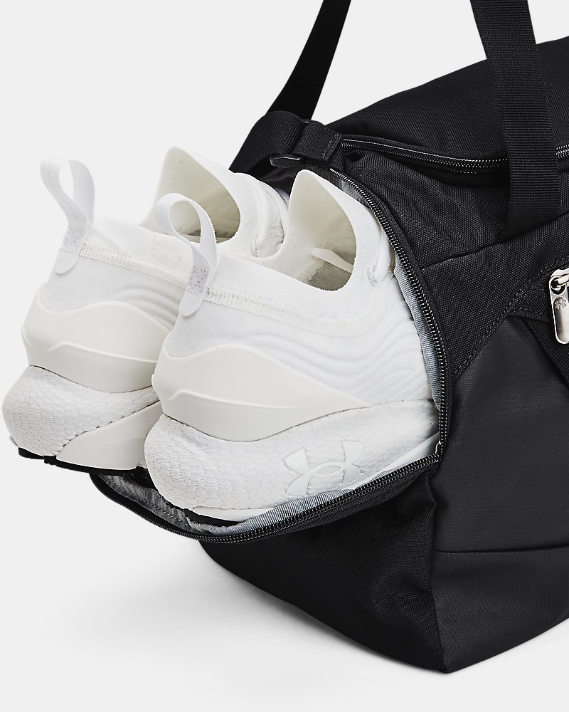 Side mesh slip pocket on UA Undeniable 5.0 XS Duffle Bag